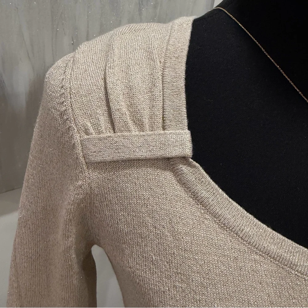 WHBM Women's Metallic Gold Shimmer Sweetheart Neck 3/4 Sleeve Knit Top Size S - Picture 3 of 6